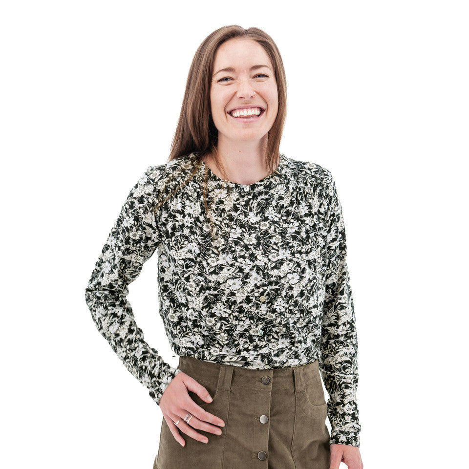 Amaryllis Smocked Floral Top - M22099AQ